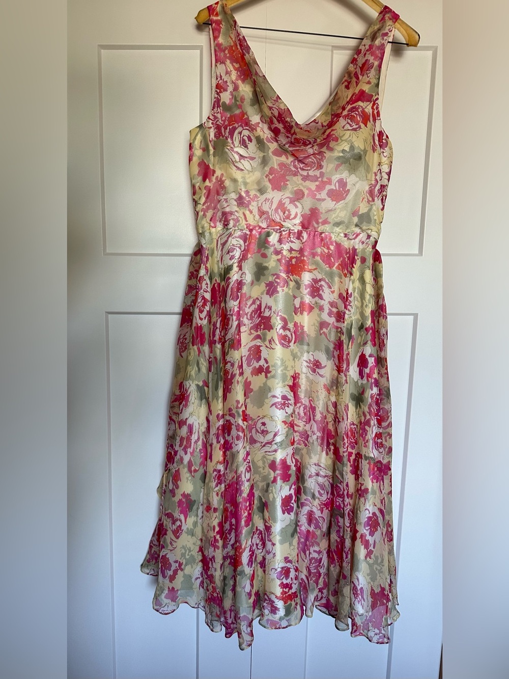 JS Boutique 100% Silk Floral Dress
